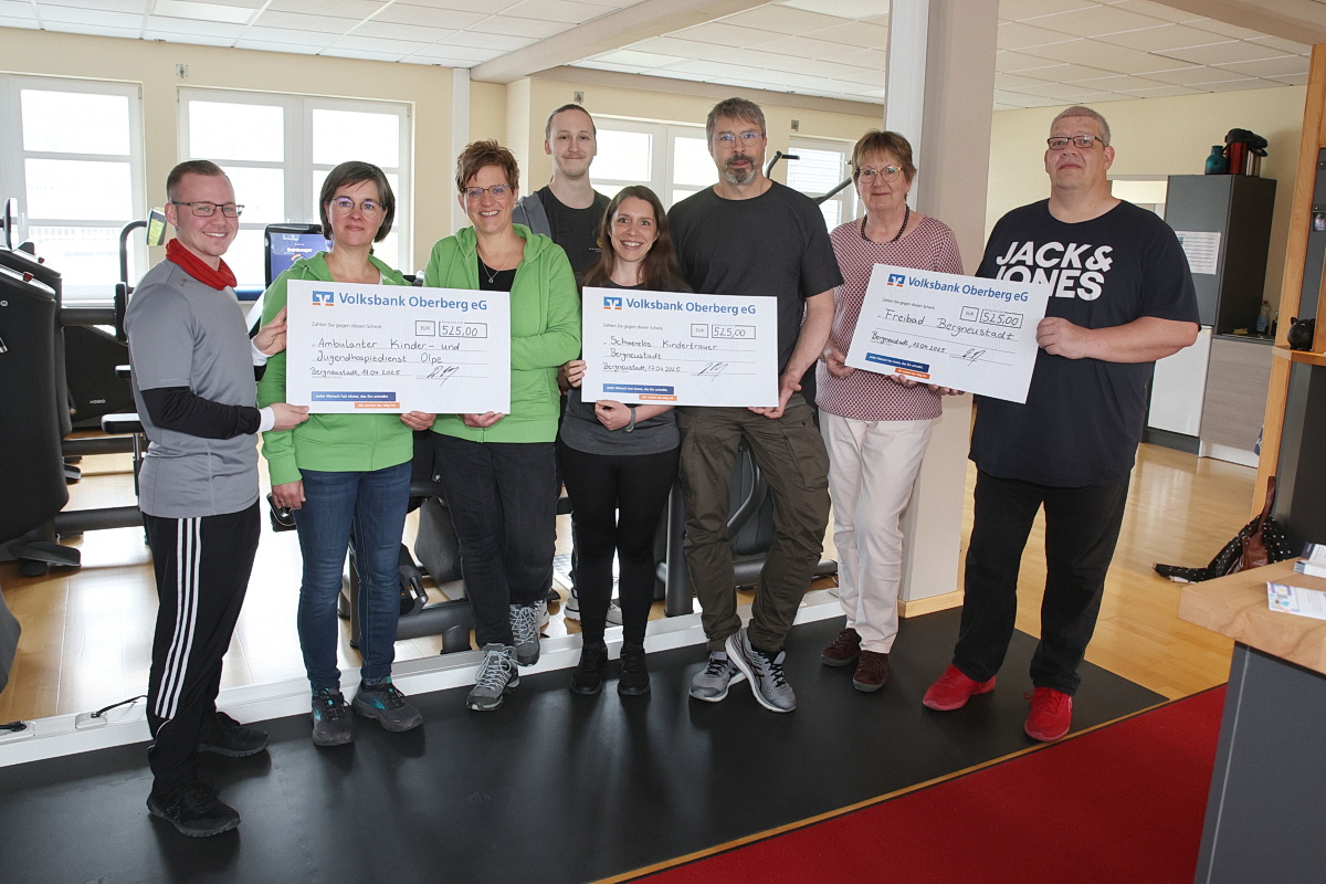 physio-logisch" feierte 25 jähriges Jubiläum physio-logisch" feierte 25 jähriges Jubiläum